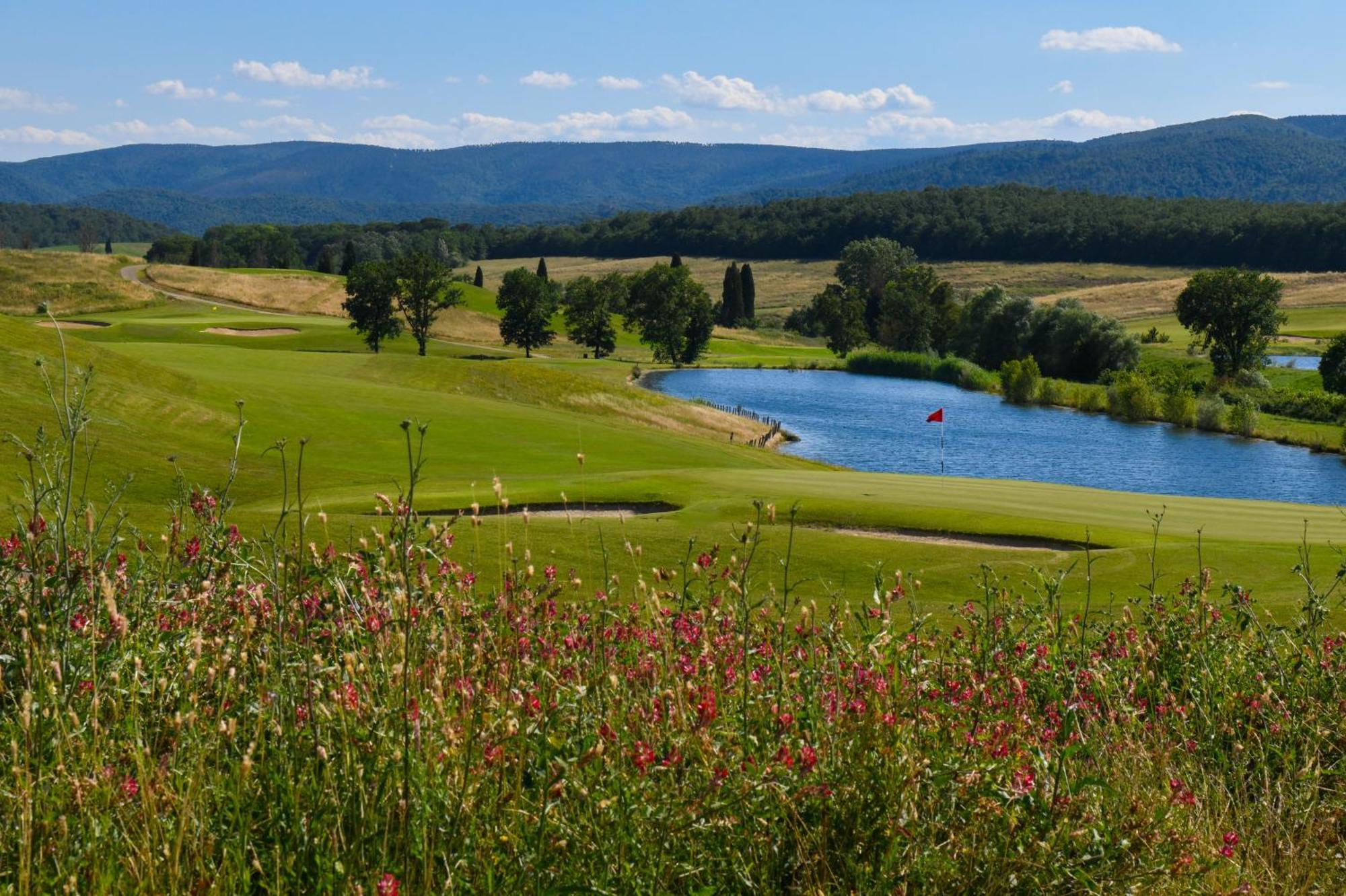 La Bagnaia Golf Resort Extérieur photo